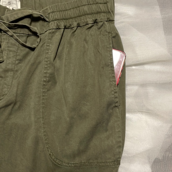 Lou & Grey Drawstring Pants Large - Picture 4 of 9